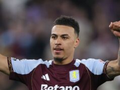 Prestupové správy NAŽIVO: Dvojité oznámenie z Man Utd, Rogers do Arsenalu | Futbal | Šport Prestupové správy NAŽIVO: Dvojité oznámenie z Man Utd, Rogers do Arsenalu | Futbal | Šport