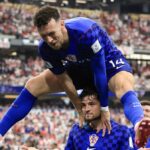 Martin Baturina z Chorvátska počas zápasu L-skupiny Majstrovstiev sveta vo futbale 2026 medzi Anglickom a Chorvátskom na štadióne Dallas 17. júna 2026 v Dallase v Spojených štátoch