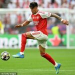 Piero Hincapie je obdivovaný Barcelonou a Arsenal by mohol rýchlo zarobiť