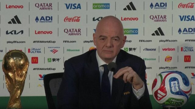 Gianni Infantino vyniesol verdikty o Iráne a problémoch s vízami pre somálskeho rozhodcu Omara Artana