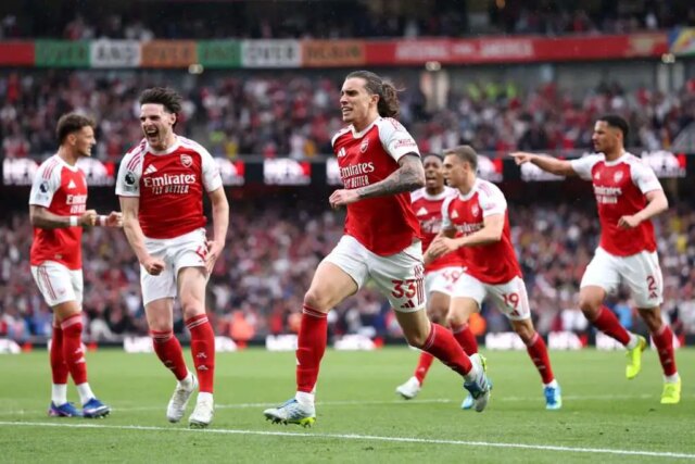 Real Madrid hľadá ponuky pre hviezdy Arsenalu a Man City
