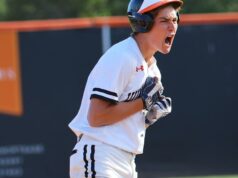 Regionálne play-off v baseballe: Huntington Beach premenila Jareda Grindlingera na postup Regionálne play-off v baseballe: Huntington Beach premenila Jareda Grindlingera na postup