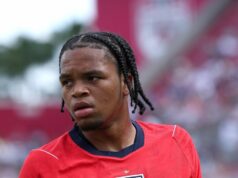 Rio Ngumoha poslal odkaz z Liverpoolu Andonimu Iraolovi, keď Bayern Mníchov deklaroval záujem TAMPA, FLORIDA - 6. JÚNA: Anglicko Rio Ngumoha #31 sa pozerá počas medzinárodného priateľského zápasu medzi Anglickom a Novým Zélandom na štadióne Raymonda Jamesa 6. júna 2026 v Tampe na Floride. (Foto Eddie Keogh – The FA/The FA cez Getty Images)