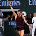 Roddick podrazí vysielateľa French Open za to, že požiadal Sabalenku o tanec