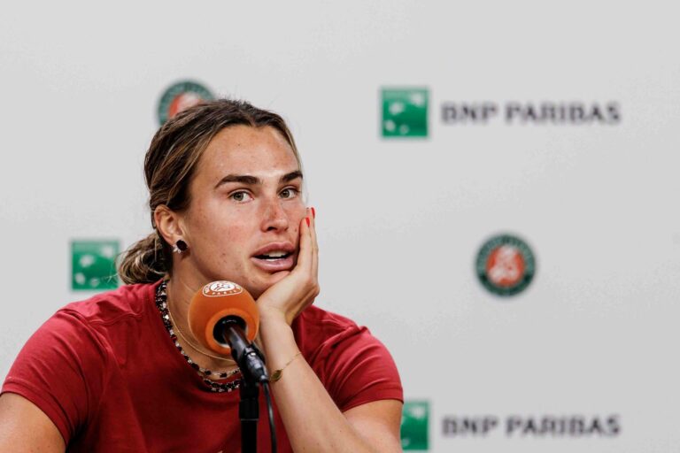 Tréner Aryny Sabalenkovej zdieľa jej úprimný názor na to, že chce „skončiť s tenisom“ na Roland Garros