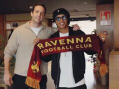 Ronaldinho sa vracia! Brazílska ikona, 46, podpísala zmluvu s treťoligovým talianskym klubom 11 ROKOV po odchode do dôchodku – nebude si však šnurovať topánky, pretože je odhalená jedinečná úloha v tíme Ronaldinho sa vracia! Brazílska ikona, 46, podpísala zmluvu s treťoligovým talianskym klubom 11 ROKOV po odchode do dôchodku - nebude si však šnurovať topánky, pretože je odhalená jedinečná úloha v tíme
