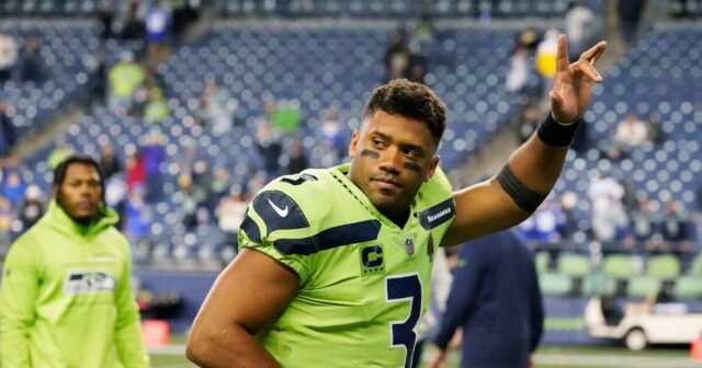 Russell Wilson odišiel do dôchodku, aby sa pripojil k 'NFL Today.' Nie je jediný
