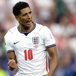 Jude Bellingham oslavuje skórovanie Anglicka proti Chorvátsku a teraz fanúšikovia snívajú o tom, ako ďaleko môžu Three Lions zájsť