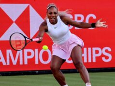 Serena Williamsová dominuje vo svojom prvom tenisovom zápase od roku 2022 ako americká ikona a jej partnerka Victoria Mboko sa snaží vyhrať v Queen’s Serena Williamsová sa vrátila k tenisu a dominovala v Queen's Clube