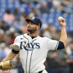 31. mája 2026; Petrohrad, Florida, USA; Nadhadzovač Tampy Bay Rays Shane McClanahan (18) hádže nadhoz počas druhej zmeny proti Los Angeles Angels na Tropicana Field. Povinný kredit: Pablo Robles-Imagn Images