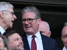 Sir Keir Starmer chváli Mikela Artetu, Maxa Dowmana a Leandra Trossarda za zisk titulu Arsenalu Sir Keir Starmer, predseda vlády Spojeného kráľovstva, pochválil Mikela Artetu a ďalších za víťazstvo Arsenalu.