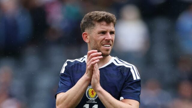 Škótsky stredopoliar Ryan Christie predĺžil zmluvu s Bournemouthom o tri roky
