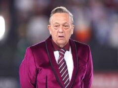 Spolumajiteľ West Hamu David Sullivan v dokumente BBC Panorama obvinený zo zneužívania a korisťovania dospievajúcich dievčat na sex. Spolumajiteľ West Hamu David Sullivan bol obvinený zo zneužívania niekoľkých žien a ich obeťou na sex.