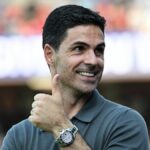 Arnaldo Abrantes, výkonný a lekársky riaditeľ Nottingham Forest počas predsezónneho priateľského zápasu medzi Barnsley a Nottingham Forest v Oakwell, Barnsley