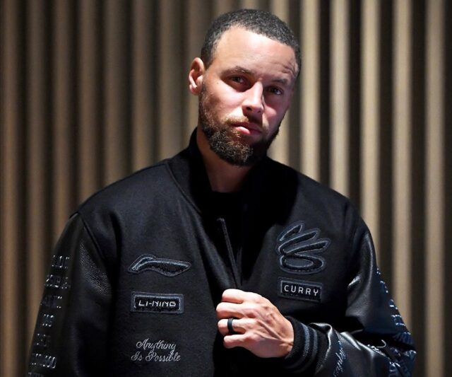 Steph Curry Curry Značka topánky podpíše dohodu s Li-Ning