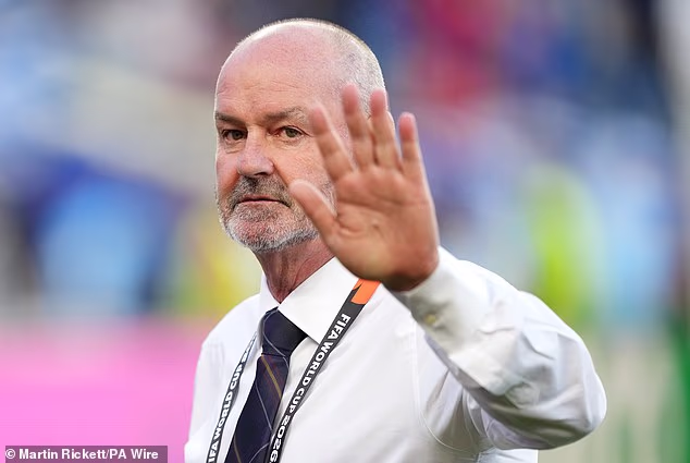 Steve Clarke oznámil svoju rezignáciu po potvrdení odchodu Škótska zo Svetového pohára