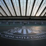 Štrasburg a Newcastle prenasledujú Pierra Mounguenguea z PSG