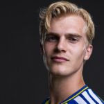 Stredopoliar Tottenhamu Hotspur Lucas Bergvall mal na majstrovstvách sveta pre Švédsko nezabudnuteľnú noc