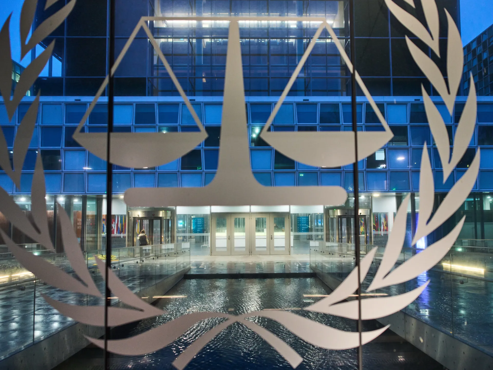 Sudcovia ICC žalujú Trumpa za sankcie, opatrenia označujú za nezákonné | Správy