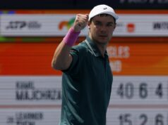 Súhrn ATP: Kamil Majchrzak je nešťastný, aby sa dostal do semifinále Libema 21. marca 2026; Miami Gardens, FL, USA; Kamil Majchrzak (POL) reaguje po zisku bodu proti Learner Tien (USA) (bez obrázku) v piaty deň turnaja Miami Open 2026 na Hard Rock Stadium. Povinný kredit: Geoff Burke-Imagn Images