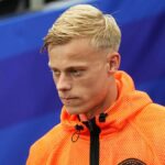 Bývalý predseda Tottenham Hotspur Daniel Levy sa údajne vysmieval z prestupovej čiastky, ktorú klub platí do Brightonu za Jana Paula van Heckeho.