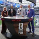 Thierry Henry odišiel ohromený, keď sa Zlatan Ibrahimovič zrazil s Alexim Lalasom