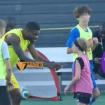 Partey a jeho spoluhráči z Ghany sa zúčastnili na „dni komunity“, kde sa stretli s „členmi komunity Bryant, fanúšikmi z celého sveta a miestnymi mládežníckymi futbalovými skupinami“.
