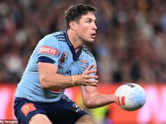 Tímy State of Origin II: Laurie Daley sa pustila do hry s jednou hviezdou, zatiaľ čo Billy Slater odvolal hviezdneho beka Reecea Walsha napriek šoku Titans Laurie Daley je pripravená odvolať Mitcha Mosesa a sekeru Ethana Strangea pre štát pôvodu II
