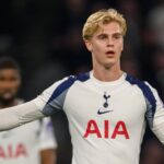 Tottenham: Bergvall je „vymyslený Dan“, ktorý nikdy nebude „špičkovou triedou“ a Spurs ho nebudú chýbať