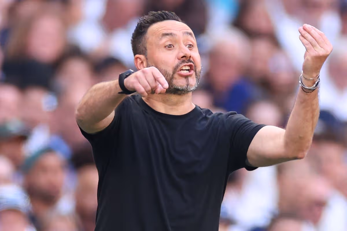 Roberto De Zerbi sa toto leto snaží prebudovať svoj tím Tottenham Hotspur a pripraviť ho na svoju značku futbalu.