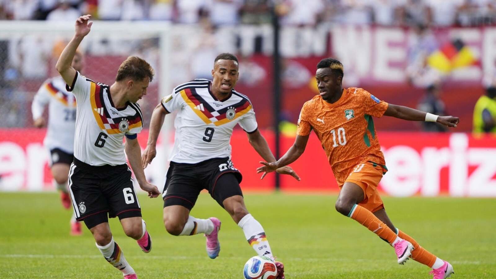 Tréner Pobrežia Slonoviny káže intenzitu pred finále skupiny vs Curacao