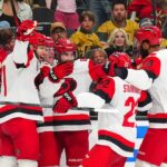 Tréner Rod Brind'Amour sa zapísal do histórie, keď Hurricanes získali Stanley Cup