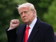 Trump na 3. zápase finále NBA robí z bezpečnosti pre hráčov „nepohodlné“. Trump na 3. zápase finále NBA robí z bezpečnosti pre hráčov „nepohodlné“.