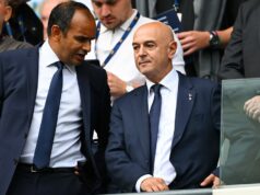 Tvrdil, že Daniel Levy súhlasil s odchodom zo svojho podielu v ENIC vlastníkov Tottenhamu Vinai Venkatesham, generálny riaditeľ Tottenham Hotspur, priviedol bývalého člena svojho tímu do Arsenalu