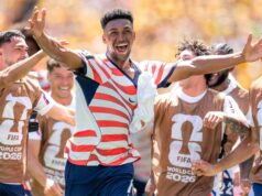 USA odsunuli Austráliu nabok a postúpili na MS do posledných 32 USA odsunuli Austráliu nabok a postúpili na MS do posledných 32