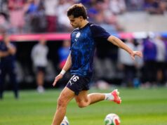 USMNT sa čoskoro ujíma vedenia proti Paraguaju vlastným gólom Bobadilla na majstrovstvách sveta USMNT sa čoskoro ujíma vedenia proti Paraguaju vlastným gólom Bobadilla na majstrovstvách sveta