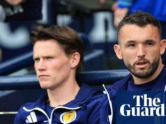 Ukážka majstrovstiev sveta 2026: Skupiny AD – Futbalový týždenník | Majstrovstvá sveta 2026 Medzinárodný priateľský zápas Škótsko vs Curacao, Barclays Hampden, Glasgow, West Central Lowlands, Spojené kráľovstvo - 30. mája 2026 Scott McTominay zo Škótska (vľavo) a John McGinn zo Škótska sa pozerajú počas medzinárodného priateľského zápasu v Barclays Hampden, Glasgow. 30.05.2026 Škótsko proti Curacao International Friendly, Barclays Hampden, Glasgow, West Central Lowlands, Spojené kráľovstvo - 30. mája 2026