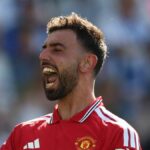 BRIGHTON, ANGLICKO - 24. MÁJ: Bruno Fernandes z Manchestru United oslavuje strelenie tretieho gólu svojho tímu počas zápasu Premier League medzi Brighton & Hove Albion a Manchestrom United na Amex Stadium 24. mája 2026 v anglickom Brightone. (Foto: Steve Bardens/Getty Images)