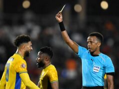 V rámci „Svetového pohára chaosu“, keď somálskemu rozhodcovi zakázali vstup do USA a po krajine sa pohybujú agenti ICE Somálsky rozhodca Omar Artan zakázal vstup do USA po 11-hodinovom grilovaní prisťahovalcov
