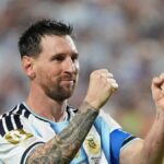16. júna 2026; Kansas City, Missouri, USA; Argentínčan Lionel Messi oslavuje svoj tretí gól a skompletizuje hetrik. Povinný kredit: Jay Biggerstaff-Imagn Images