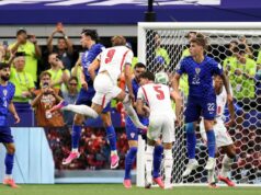 Vyberajú si tímy na majstrovstvách sveta gólovú hudbu? Pravidlá FIFA a veľmi známa anglická oslavná pieseň ARLINGTON, TEXAS – 17. JÚNA: Angličan Harry Kane č. 9 strelil druhý gól svojho tímu počas zápasu L-skupiny Majstrovstiev sveta vo futbale 2026 medzi Anglickom a Chorvátskom na štadióne Dallas 17. júna 2026 v Arlingtone v Texase. (Foto Alex Pantling – FIFA/FIFA cez Getty Images)