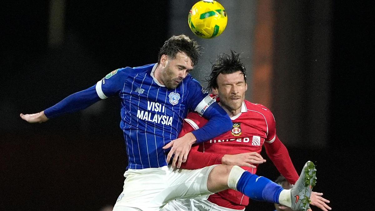 Wrexham začína obnovený zápas v Premier League waleským derby proti Cardiffu