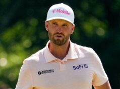 Wyndham Clark trolluje publikum na Canadian Open s dresom Jack Hughes Team USA Wyndham Clark trolluje publikum na Canadian Open s dresom Jack Hughes Team USA