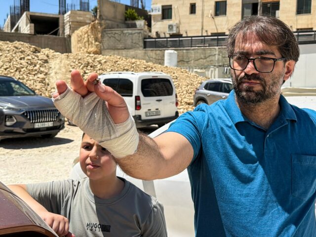 'Životy sa obrátili v sekunde': Rodina malého Sama, zastreleného Izraelom, smúti | Správy o konflikte medzi Izraelom a Palestínou
