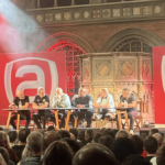 Andrew Mangan je vlastníkom Arseblogu a hostiteľom podcastu Arsecast