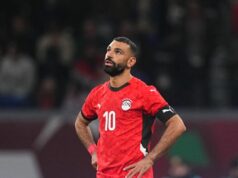 „Nebude to pekné – ale Egypt očakáva“: Dokáže Salah & Marmoush konečne kliknúť? Sadio Mane zo Senegalu a Mohamed Salah Mahrous Ghaly z Egypta bojujú o loptu počas semifinálového zápasu medzi Senegalom a Egyptom na štadióne Tanger, Tanger, Maroko 14. januára 2026. (Foto Ulrik Pedersen/NurPhoto cez Getty Images)