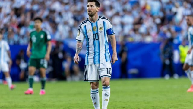„Nesúvisí s futbalom“: Lionel Messi hovorí, prečo plakal po strelení „Nesúvisí s futbalom“: Lionel Messi hovorí, prečo plakal po strelení prvého gólu proti Alžírsku