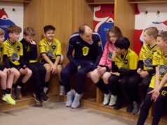 „Raz za život“ – majstrovská taktická trieda juniorských tímov od Thomasa Tuchela pred Svetovým pohárom Thomas Tuchel odovzdáva svoje poznatky v St George's Park