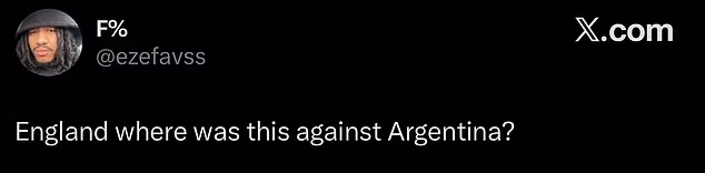 'Kde to bolo proti Argentíne?!': Anglickí fanúšikovia požadujú vedieť, prečo tri levy, ktoré dostali voľný gól, dokázali postaviť Francúzsko k meču len niekoľko dní po semifinálových zápasoch