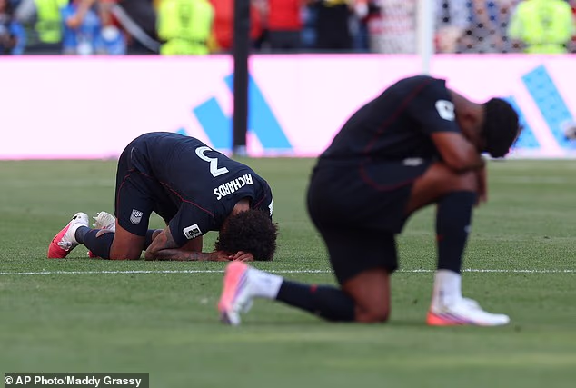 Kampaň USMNT na majstrovstvách sveta stroskotala po porážke 4:1 od Belgicka